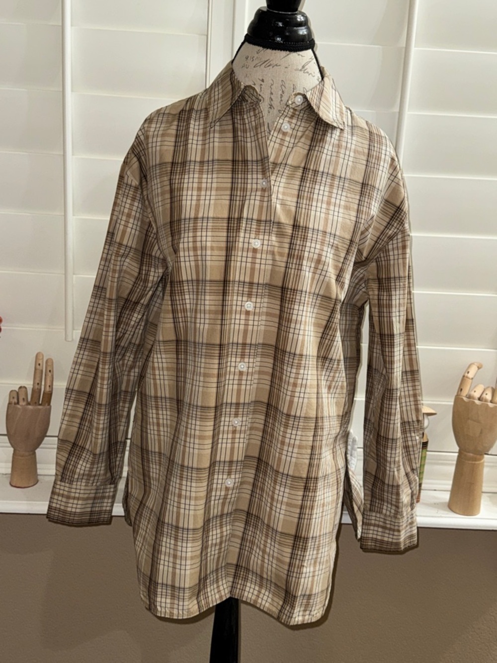 Everlane The Supima Cotton Boyfriend Shirt Pale Khaki Plaid